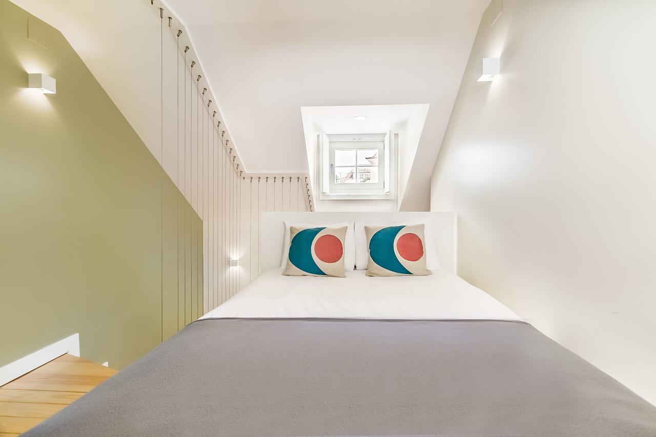 Design Apartment In Typical Alfama Lisbon Exterior photo