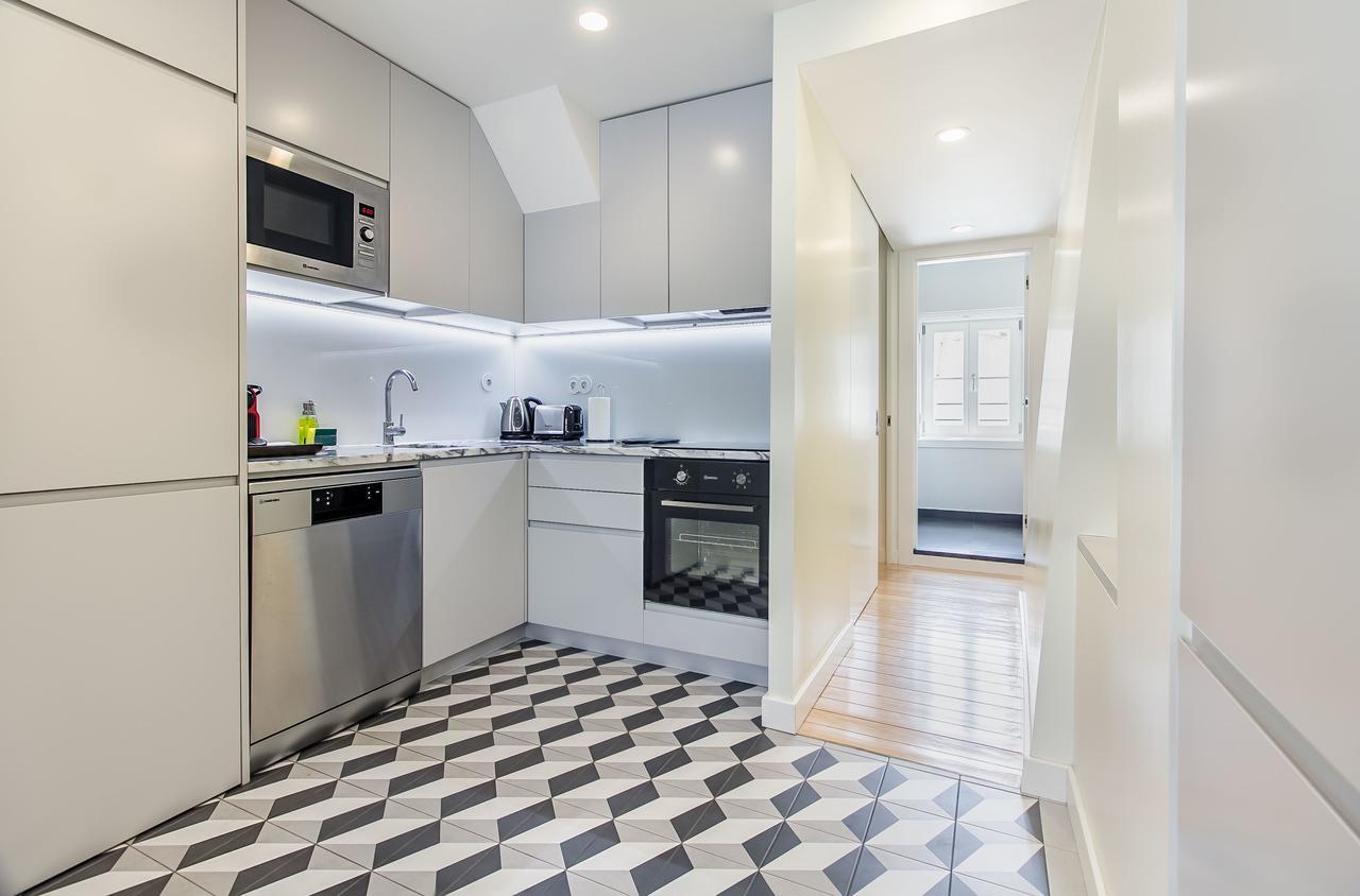 Design Apartment In Typical Alfama Lisbon Exterior photo
